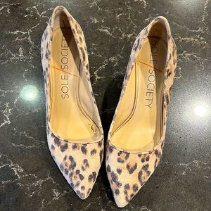 The perfect wedged heel!